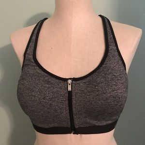 Victorias Secret knockout sports bra